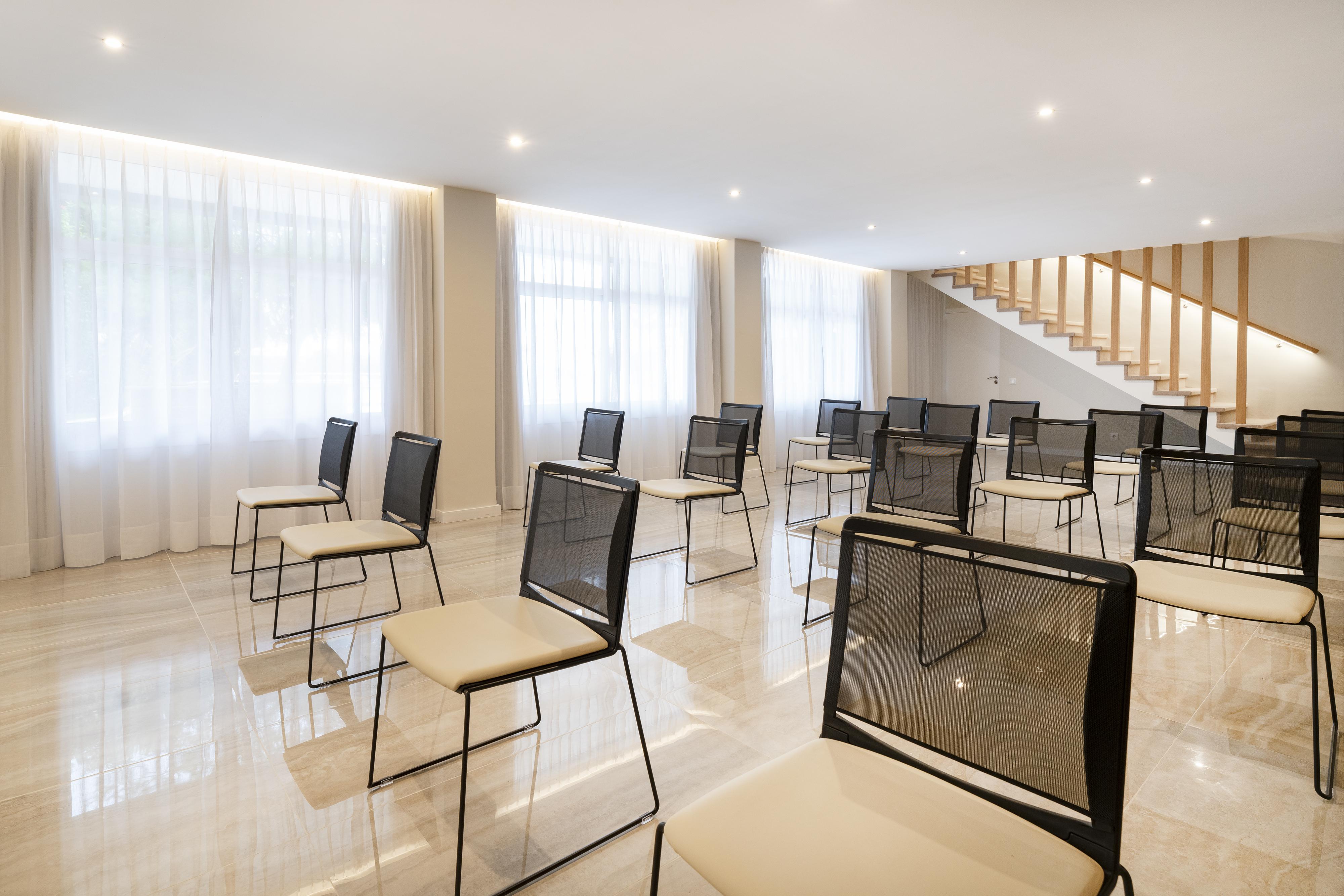 Hotel Joan Miro Museum Palma Kültér fotó The meeting room of the hotel