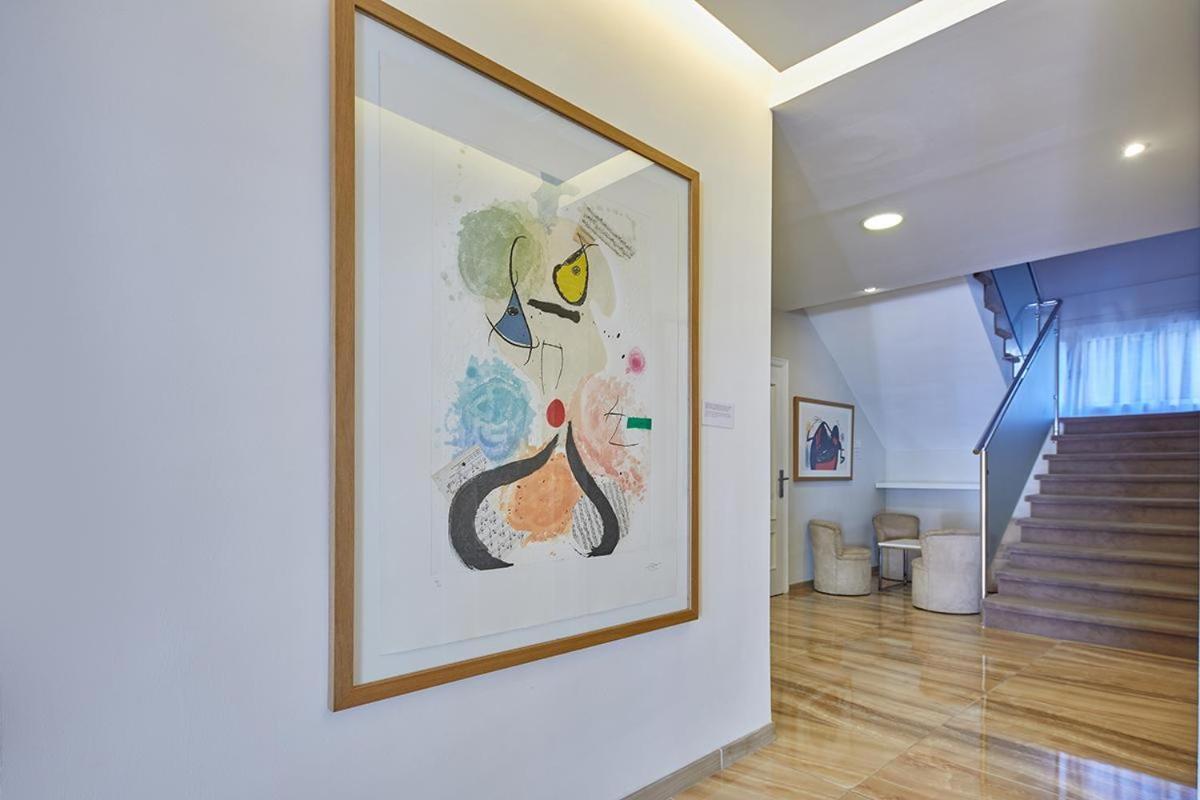 Hotel Joan Miro Museum Palma Kültér fotó The exhibition of the works of Picasso at the Museum of Art of the University of Belgrade